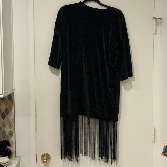 NWT Black Velvet Fringe kimono - Picture 4 of 4